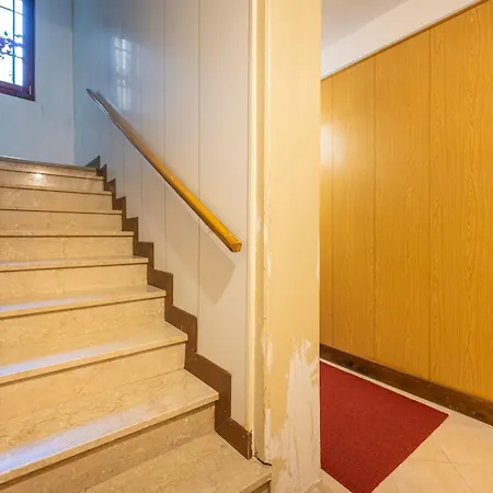 Rialto Apartment *